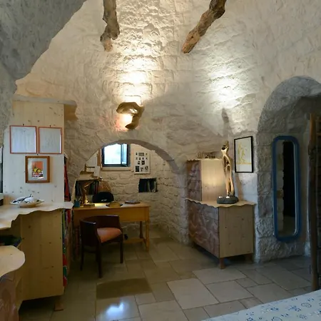 Holiday home Trulli La Gufa