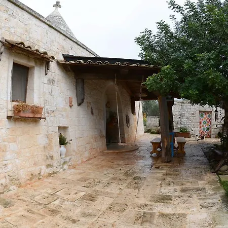 Trulli La Gufa * Ostuni