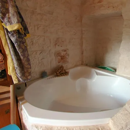 Holiday home Trulli La Gufa