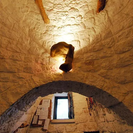 Trulli La Gufa Ostuni